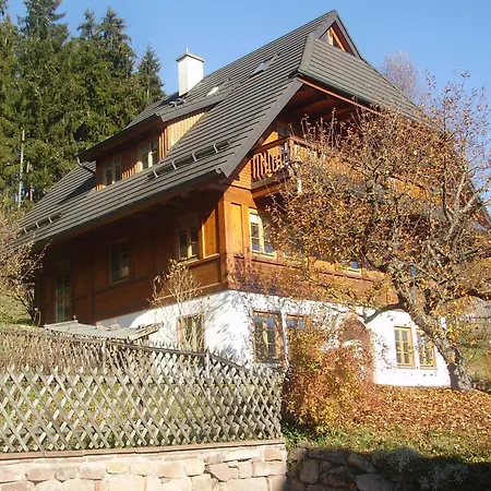Semesterbostad Am Neuhausbauernhof *